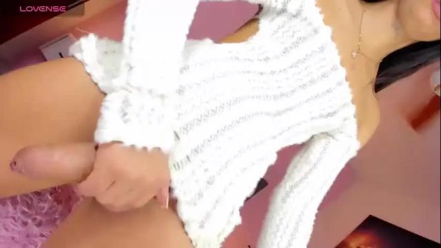 Image 12 of zeuss_x Stream on Chaturbate on 7 days ago