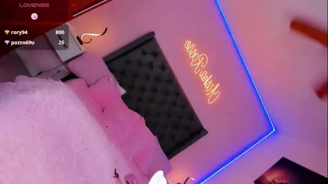 Image 6 of zeuss_x Stream on Chaturbate on 1 month ago