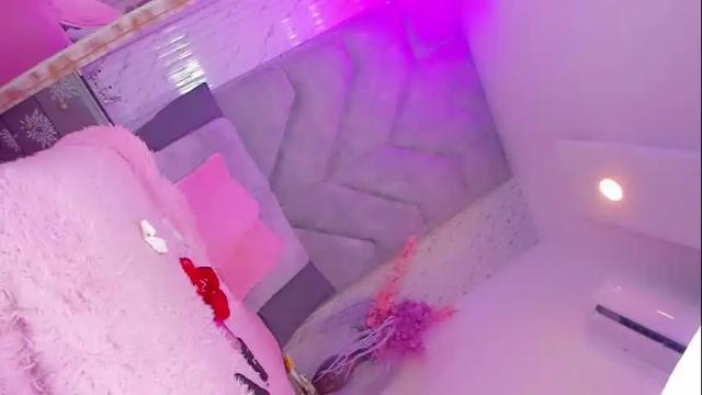 Image 8 of zeuss_x Stream on Chaturbate on 23 days ago