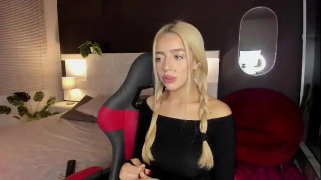 Thumbnail 2, zhaavia's Stream at Chaturbate, 1 month ago