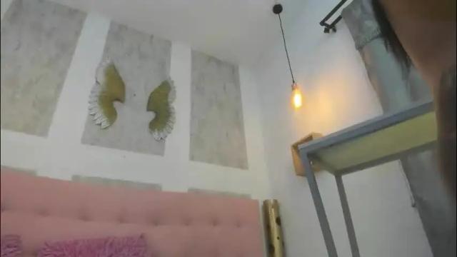 Image 2 of zhamira_21 Stream on Chaturbate on 25 days ago