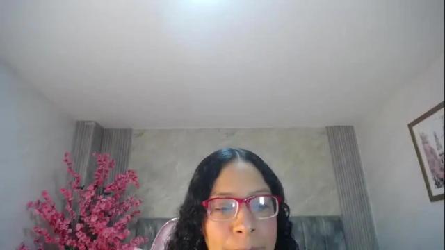 Image 12 of zhara_rose_sub Stream on Chaturbate on 1 month ago