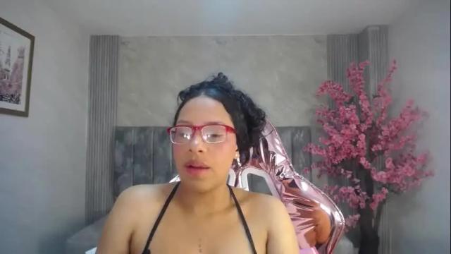 Image 12 of zhara_rose_sub Stream on Chaturbate on 1 month ago