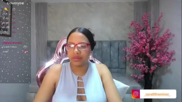 Image 2 of zhara_rose_sub Stream on Chaturbate on 1 month ago