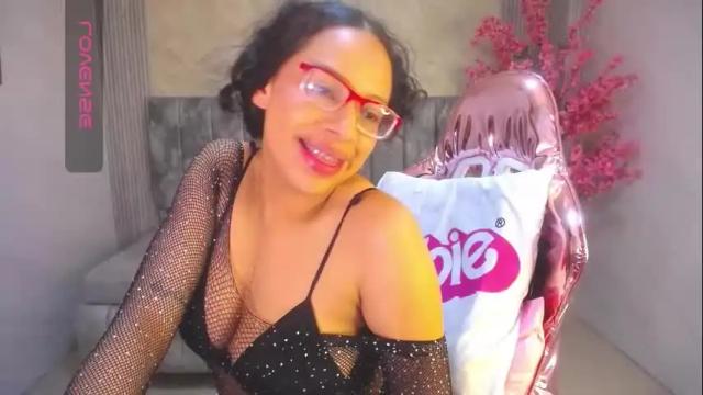 Image 3 of zhara_rose_sub Stream on Chaturbate on 11 hours ago