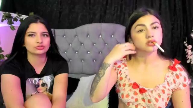 Image 2 of zharick_martinez Stream on Chaturbate on 1 month ago