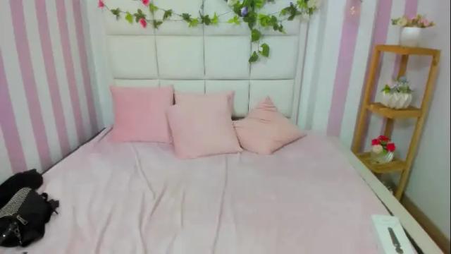 Image 12 of zharick_martinez Stream on Chaturbate on 26 days ago