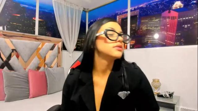 Image 2 of zharick_martinez Stream on Chaturbate on 1 day ago