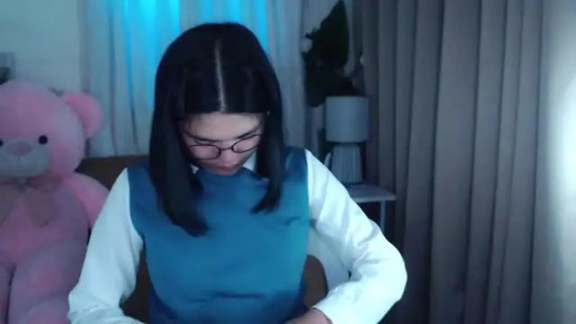 Image 4 of zhaviahale Stream on Chaturbate on 14 months ago