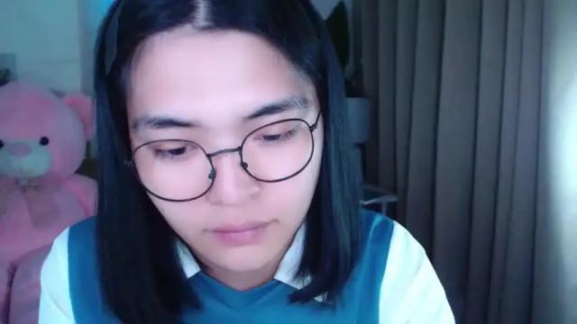 Image 6 of zhaviahale Stream on Chaturbate on 14 months ago