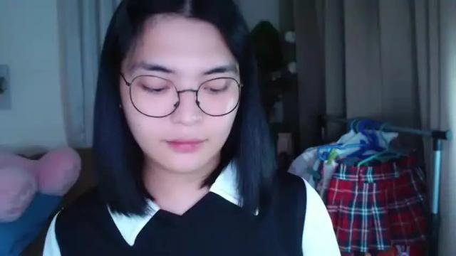 Image 11 of zhaviahale Stream on Chaturbate on 14 months ago