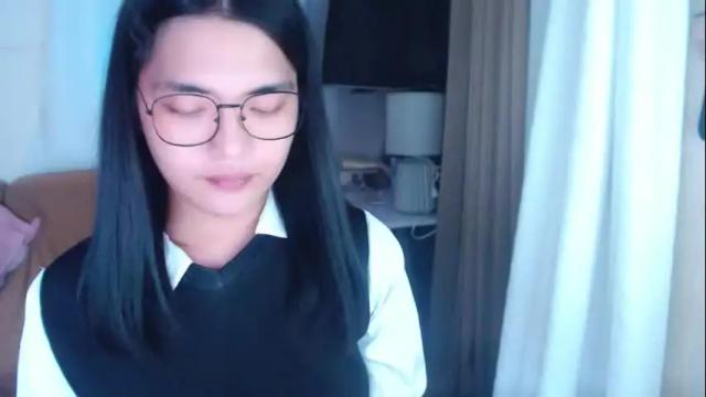Image 3 of zhaviahale Stream on Chaturbate on 2 months ago
