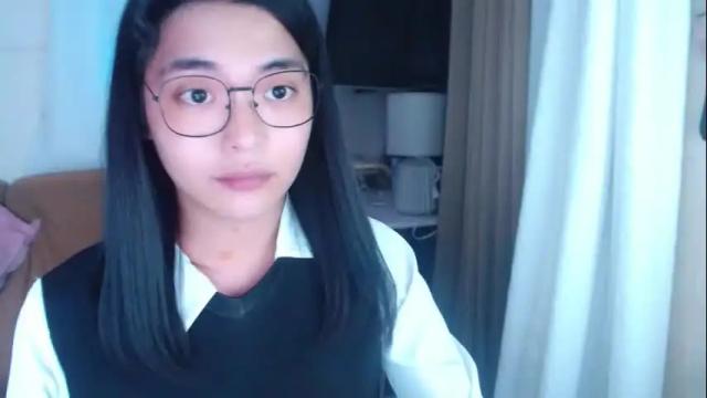 Image 4 of zhaviahale Stream on Chaturbate on 2 months ago