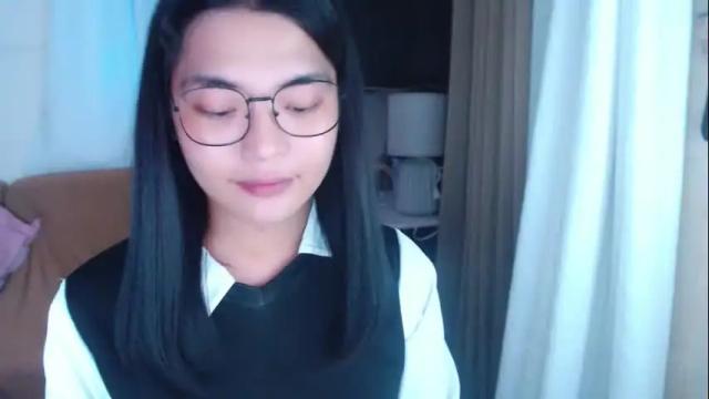 Image 6 of zhaviahale Stream on Chaturbate on 2 months ago