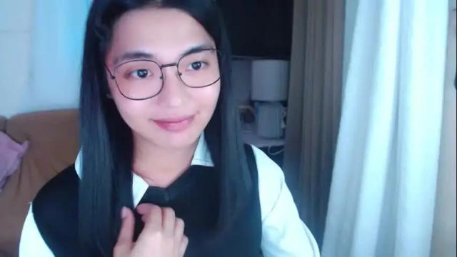 Image 8 of zhaviahale Stream on Chaturbate on 2 months ago
