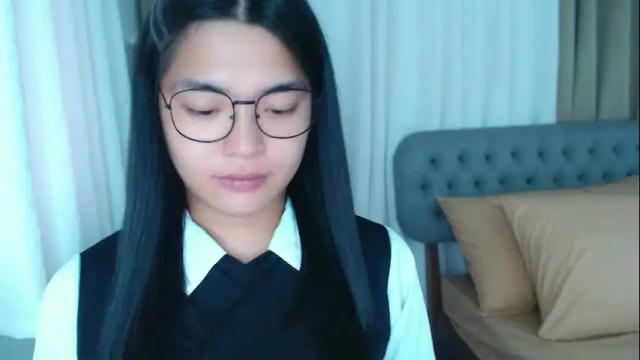 Image 6 of zhaviahale Stream on Chaturbate on 29 days ago