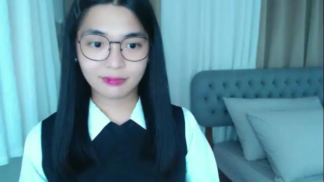 Image 3 of zhaviahale Stream on Chaturbate on 19 days ago