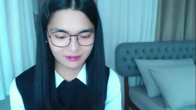 Image 8 of zhaviahale Stream on Chaturbate on 19 days ago