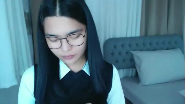 Image 2 of zhaviahale Stream on Chaturbate on 18 days ago