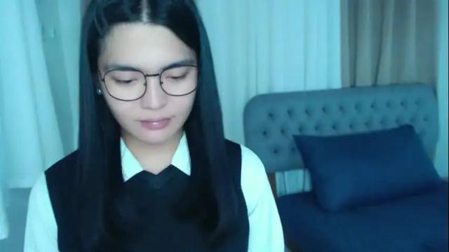 Image 2 of zhaviahale Stream on Chaturbate on 12 days ago