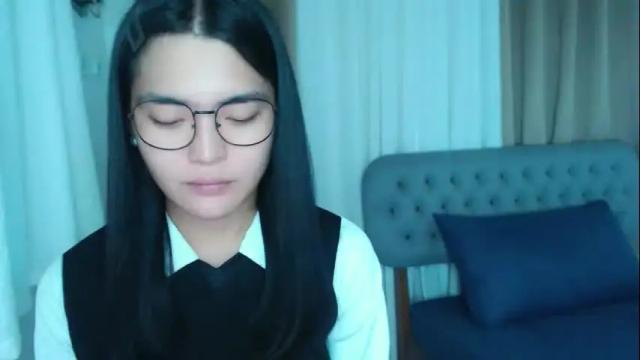 Image 6 of zhaviahale Stream on Chaturbate on 12 days ago