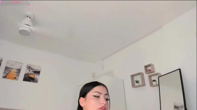 Image 12 of zhenda_brown Stream on Chaturbate on 1 month ago