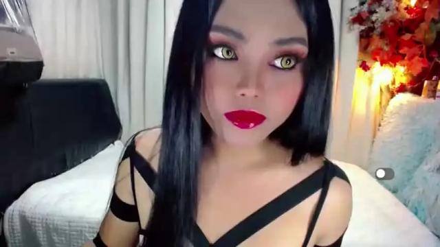 Image 8 of zhillycate Stream on Chaturbate on 16 months ago