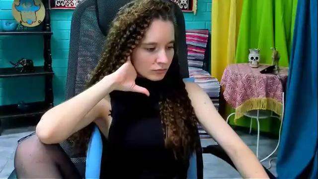 Image 7 of zianichols Stream on Chaturbate on 25 days ago