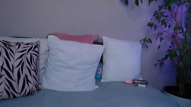 Image 3 of zinacorleone Stream on Chaturbate on 1 month ago