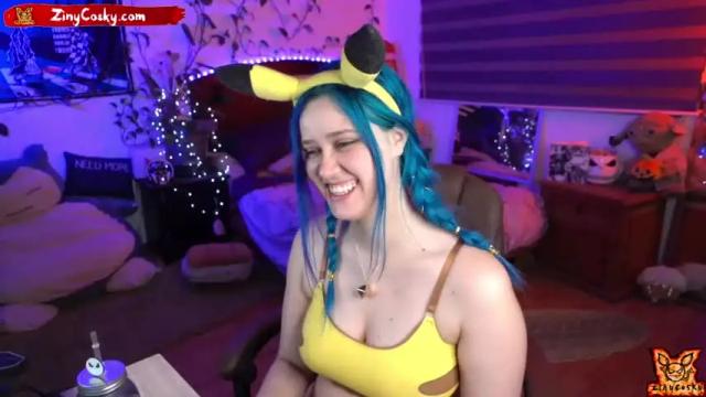 Thumbnail 1, ziny_cosky's Stream at Chaturbate, 15 months ago