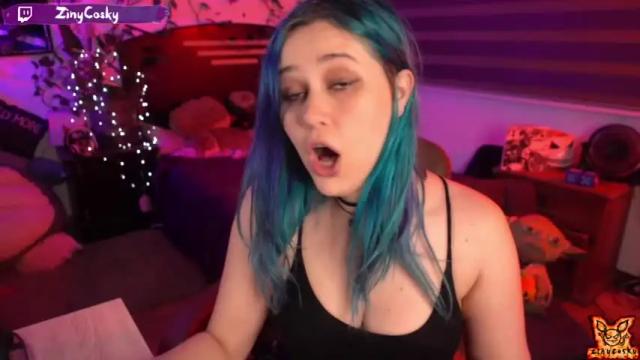 Image 2 of ziny_cosky Stream on Chaturbate on 9 months ago