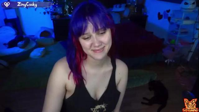Image 4 of ziny_cosky Stream on Chaturbate on 13 days ago