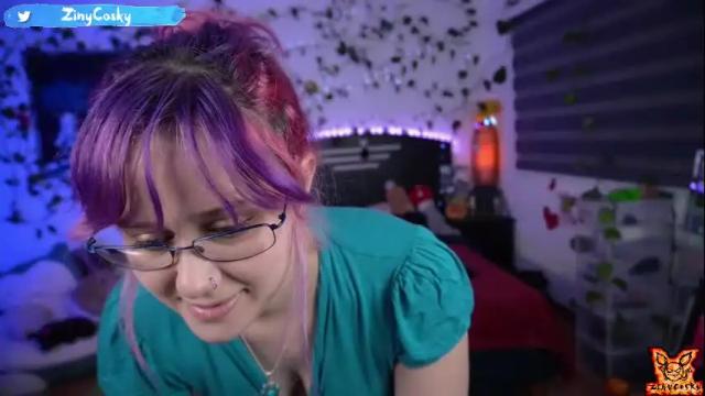 Image 10 of ziny_cosky Stream on Chaturbate on 1 month ago
