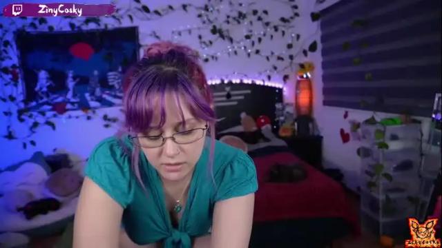 Image 6 of ziny_cosky Stream on Chaturbate on 1 month ago