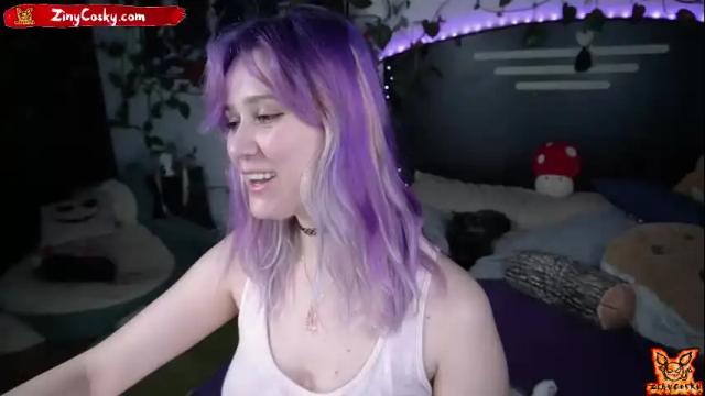 Image 2 of ziny_cosky Stream on Chaturbate on 21 days ago