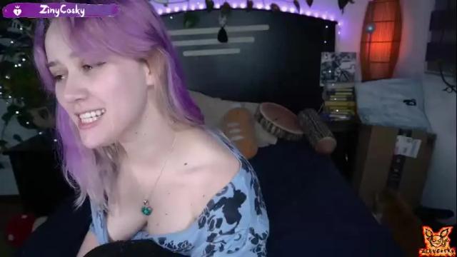 Image 8 of ziny_cosky Stream on Chaturbate on 6 days ago