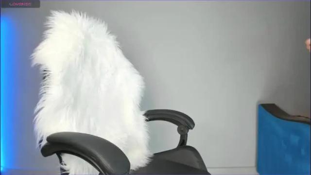 Image 2 of zira_lu Stream on Chaturbate on 1 month ago