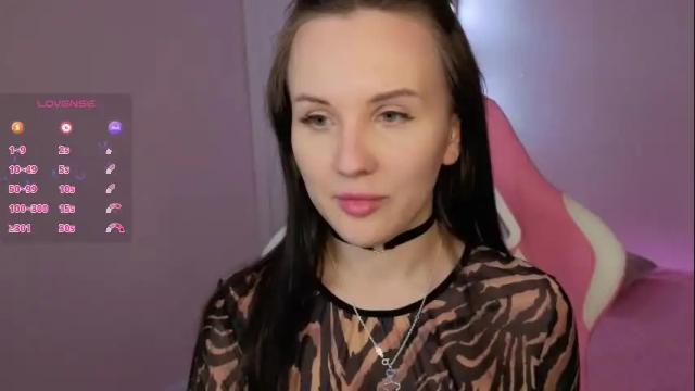 Image 2 of zlata__fox Stream on Chaturbate on 1 month ago