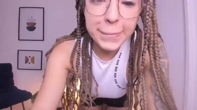 Image 8 of zoe__3 Stream on Chaturbate on 17 months ago
