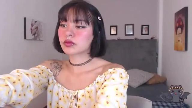 Image 7 of zoe__moon Stream on Chaturbate on 13 months ago