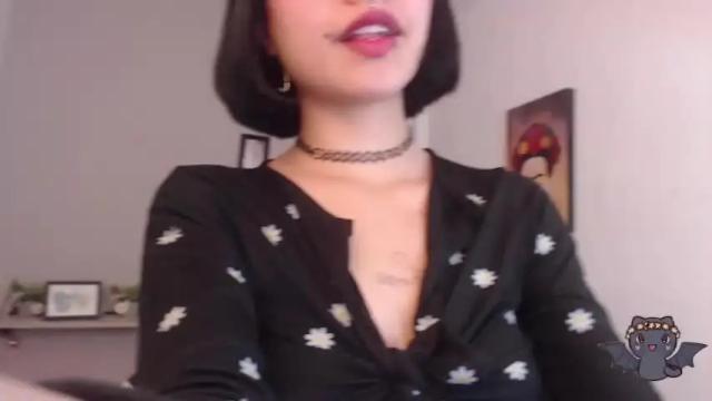 Image 3 of zoe__moon Stream on Chaturbate on 12 months ago
