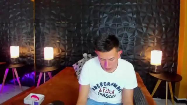 Image 2 of zoe_and_blake_ Stream on Chaturbate on 12 months ago