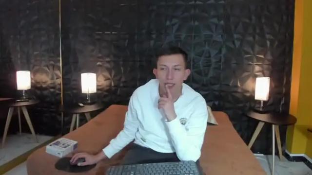 Image 2 of zoe_and_blake_ Stream on Chaturbate on 13 months ago