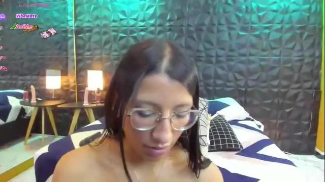 Image 4 of zoe_and_blake_ Stream on Chaturbate on 7 days ago