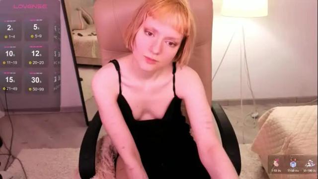 Image 3 of zoe_bang Stream on Chaturbate on 6 months ago