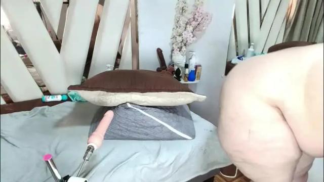 Image 10 of zoe_curvy Stream on Chaturbate on 1 month ago
