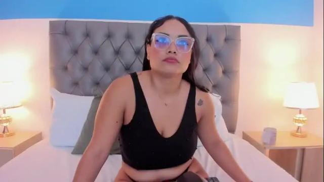 Image 8 of zoe_danae_ Stream on Chaturbate on 2 months ago