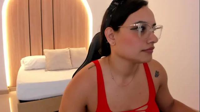 Image 7 of zoe_danae_ Stream on Chaturbate on 1 month ago