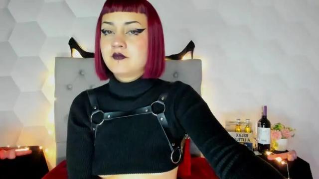 Image 6 of zoe_davis7 Stream on Chaturbate on 17 months ago