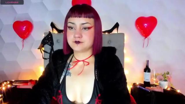 Image 6 of zoe_davis7 Stream on Chaturbate on 17 months ago